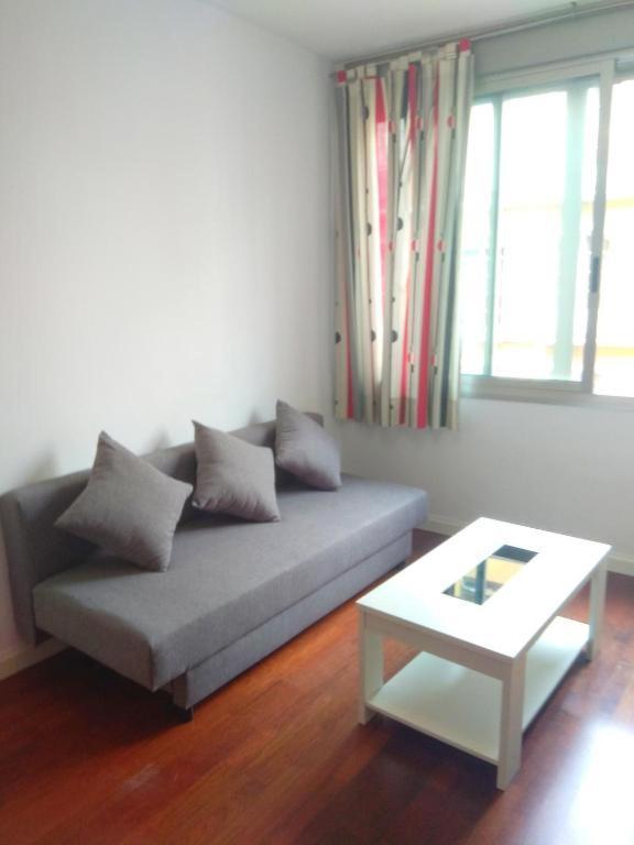 Plaza Merced Apartamentos マラガ エクステリア 写真