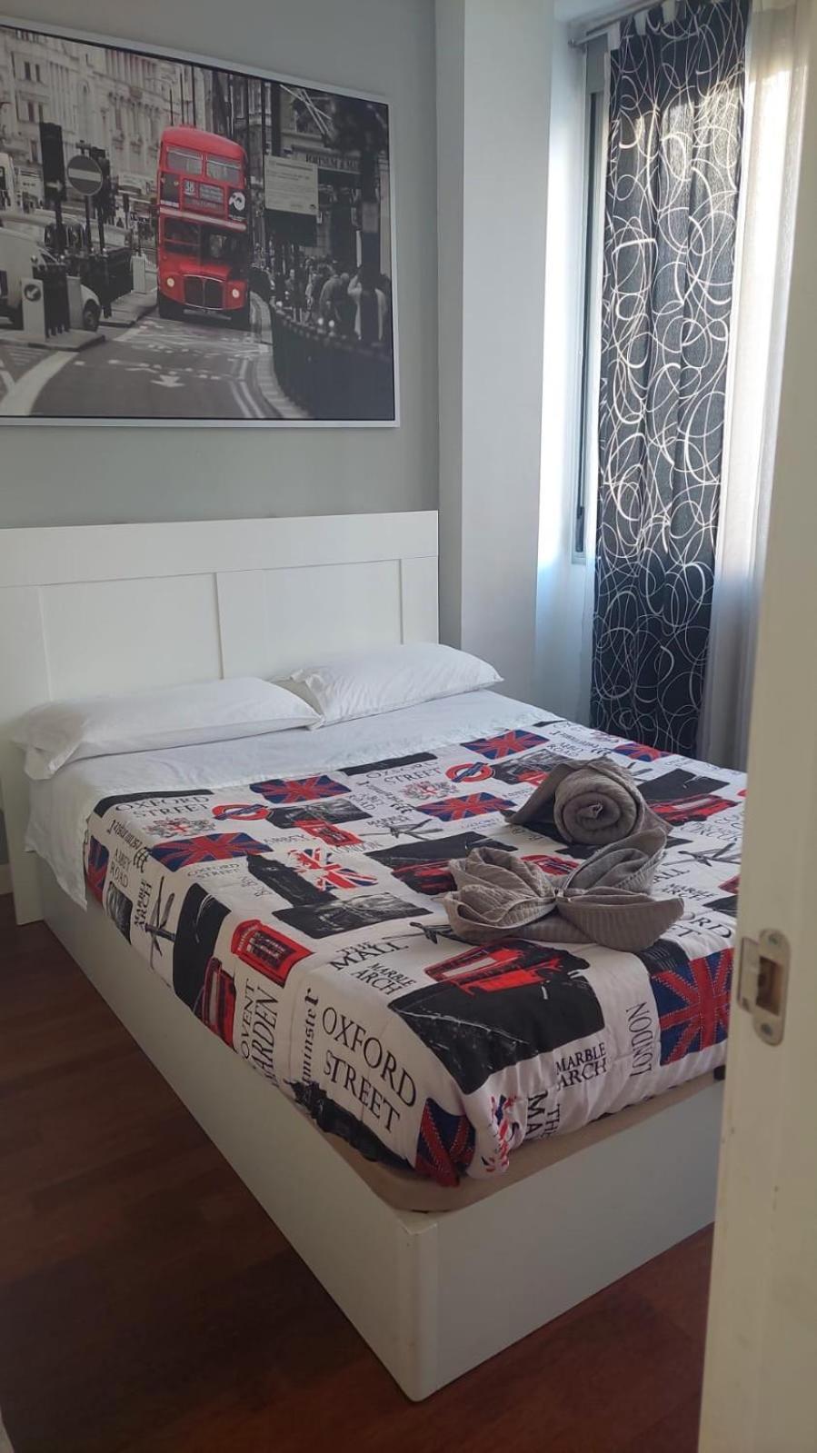 Plaza Merced Apartamentos マラガ エクステリア 写真